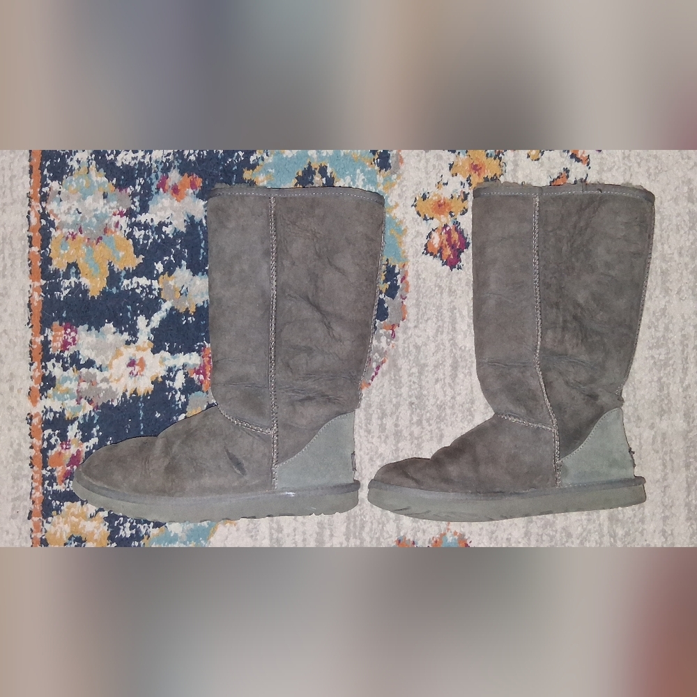 UGG Gray Suede Boots